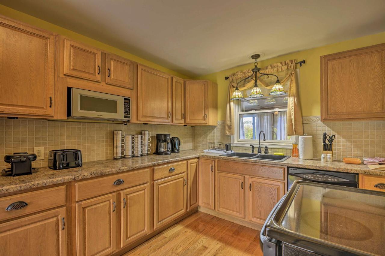 Burdett Spacious Home By Finger Lakes And Watkins Glen! מראה חיצוני תמונה